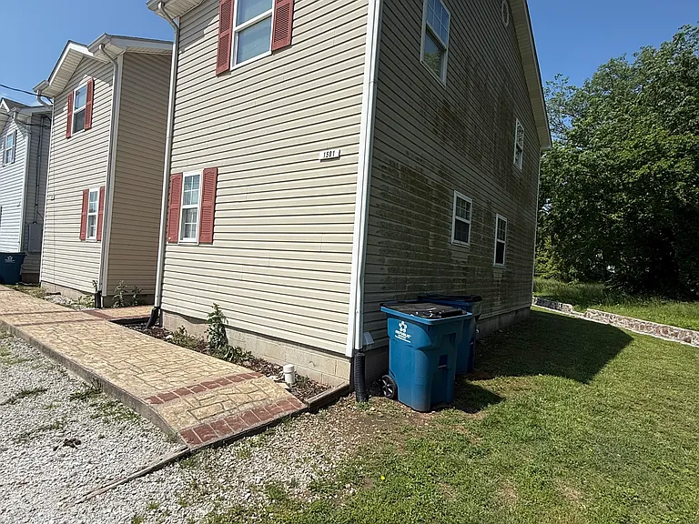 1513 S Case St — Photo 9