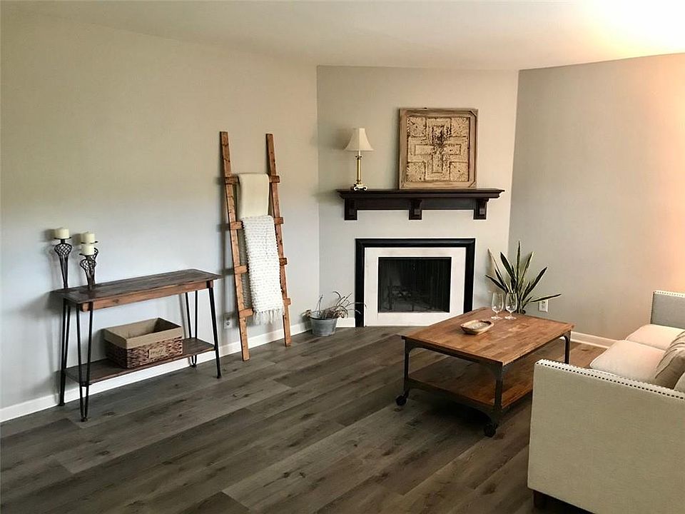 1st image of 3615 Las Colinas Dr APT C