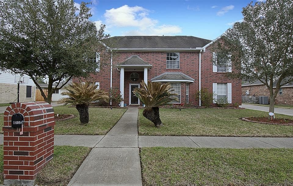 1st image of 1409 Long View Dr