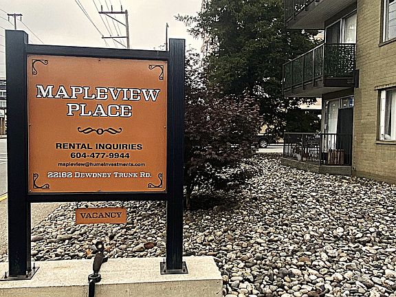 2nd image of 22182 Dewdney Trunk Rd #209