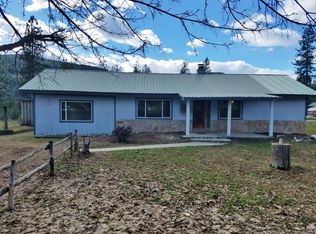 3383 Rockcut Rd, Kettle Falls, WA 99141