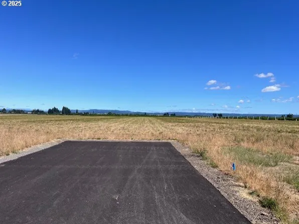 2341 NW Martin Rd, Forest Grove, OR 97116
