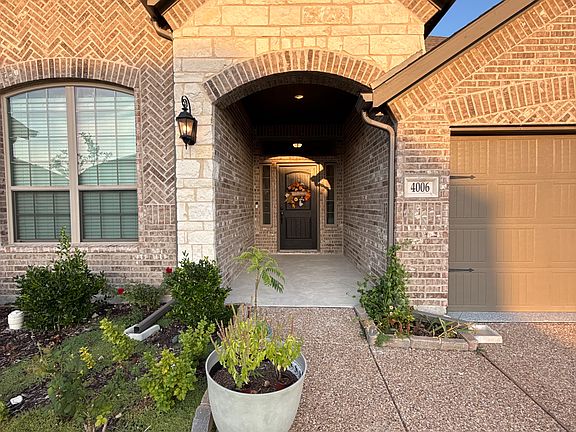3rd image of 4006 Cottontail Dr