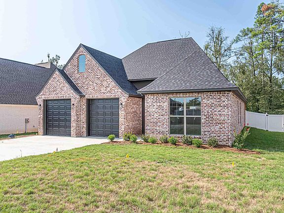 2nd image of 704 Bella Vista Loop