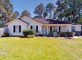 6499 Meadow Creek Rd, Hahira, GA 31632