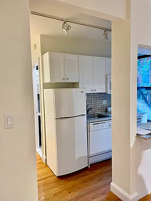 Rented by Corcoran | media 5