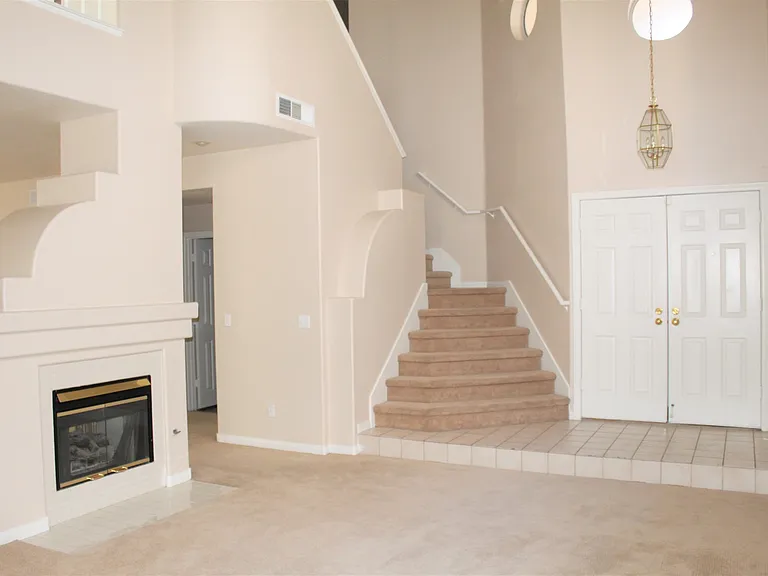 2241 Juniper Berry Dr — Photo 2