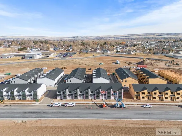 741 N Curlew Dr, Idaho Falls, ID 83401