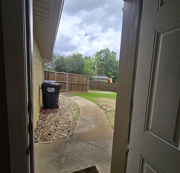 1822 Northwood Ct — Photo 9
