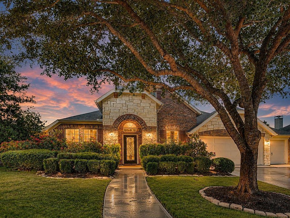 1st image of 30506 Sethora Hill Way