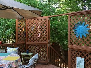 4 Huntscroft Ct, Durham, NC 27713