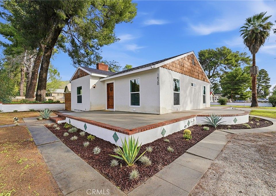 1st image of 1420 N San Gorgonio Ave