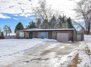 2604 Hilltop Dr, Marshalltown, IA 50158