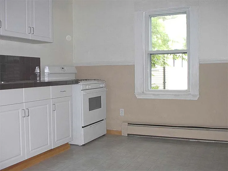 223 Princeton St #1 — Photo 9