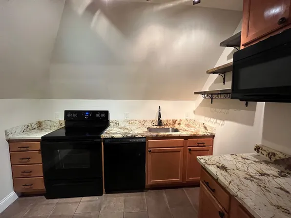 6810 Thomas Blvd #4, Pittsburgh, PA 15208