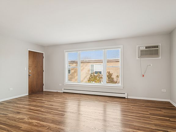 2nd image of 120 W Austin Ave #B