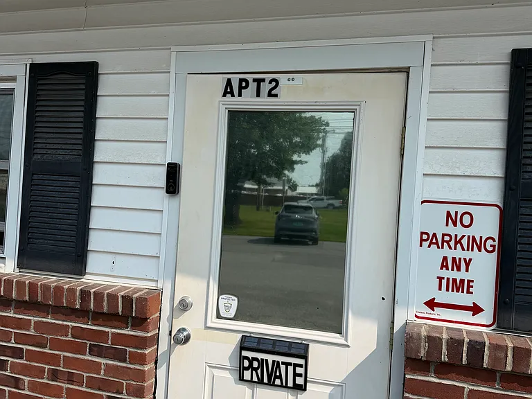 28 Adams Dr #2 — Photo 3