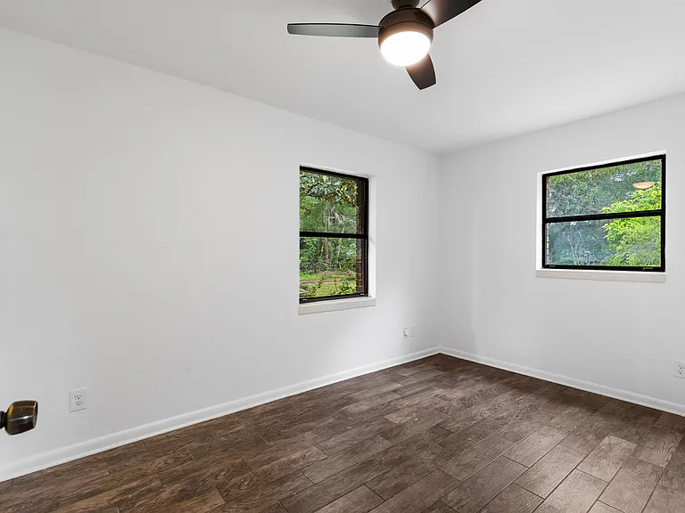 17530 NW 32nd Ave — Photo 21
