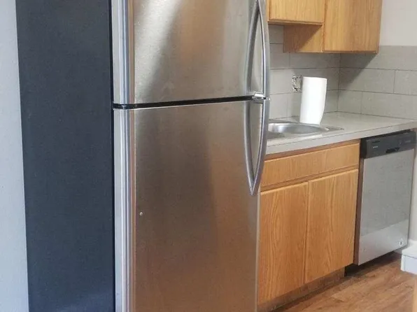 District 550, 550 SW Edmunston St APT 14, McMinnville, OR 97128