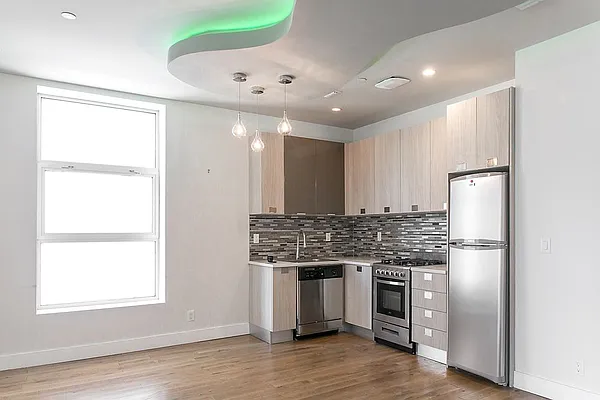 Rented by Cyberapts Management | media 19