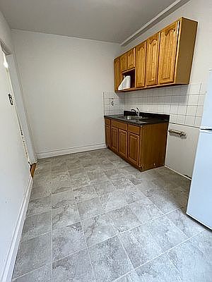 4th image of 41-20 55th St #2