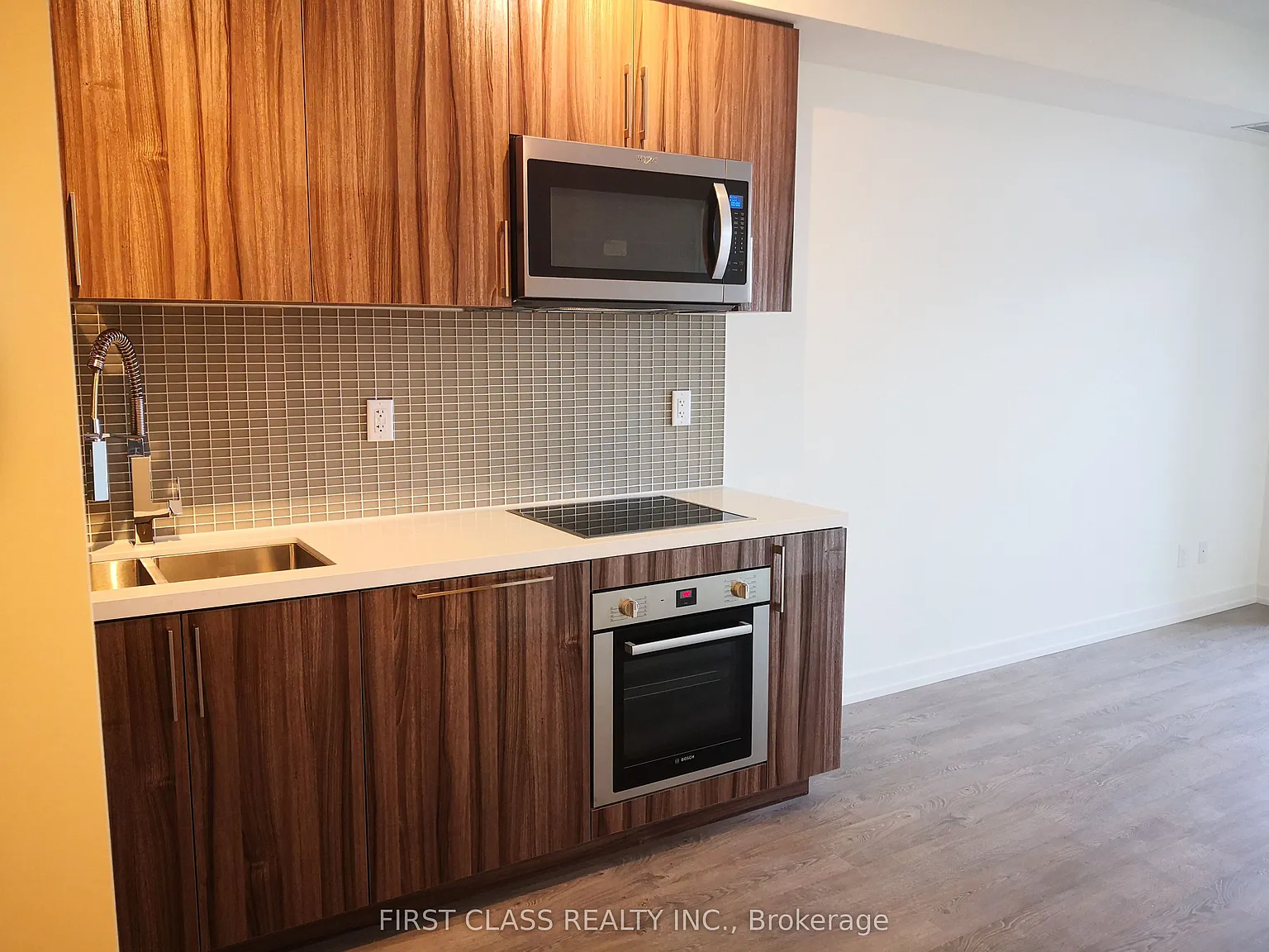 2 bed, $2,400 — Photo 3
