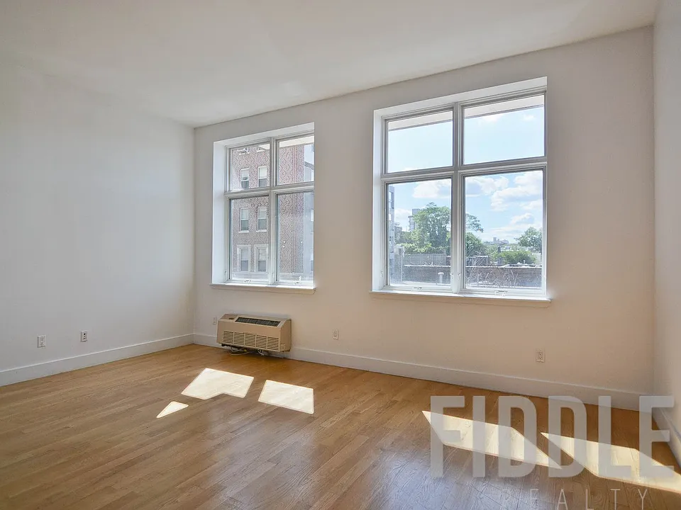 140 Hope St #5F