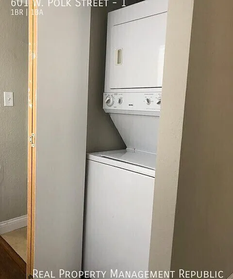 601 W Polk St #1 — Photo 7