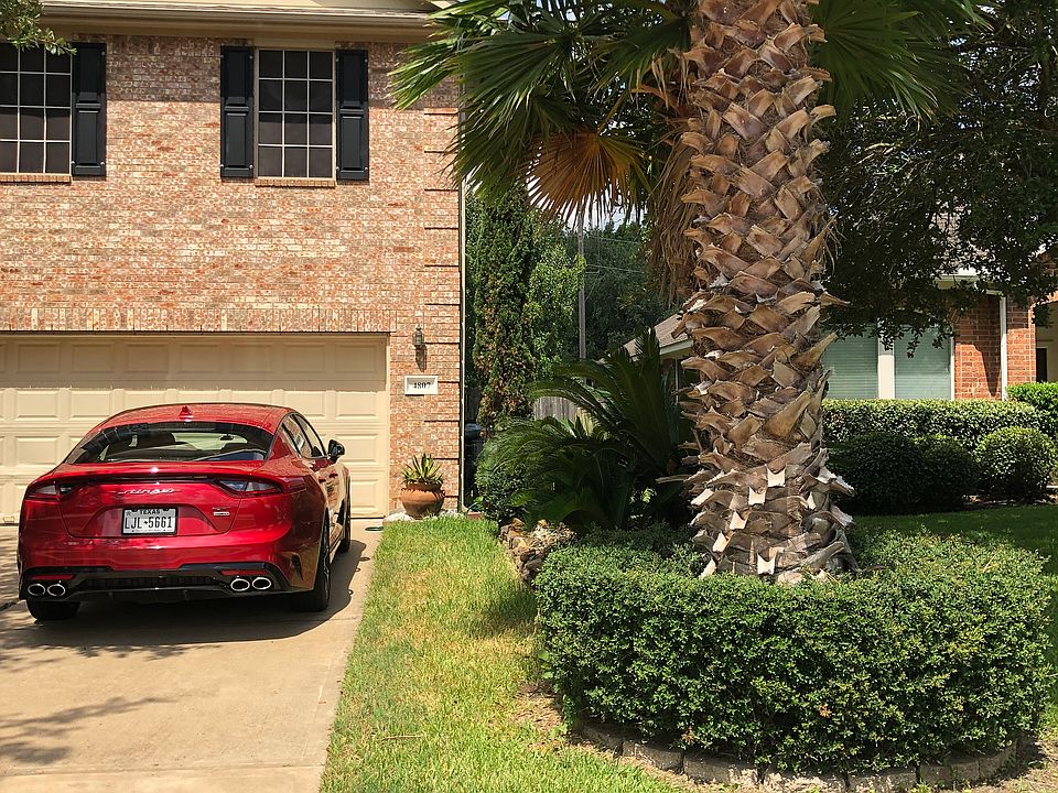 2nd image of 4807 Grand Chateau Ln