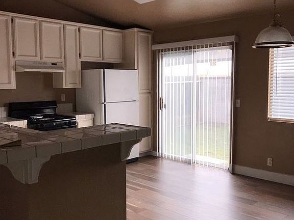 4th image of 7186 Snowy Birch Way