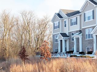 3S481 Barkley Ave, Naperville, IL 60563