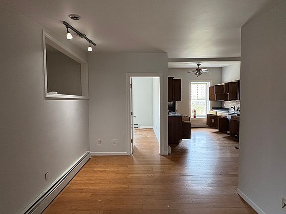 3rd image of 138 Court St #2