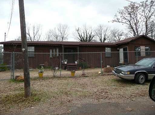 5th image of 3356 Hardy St
