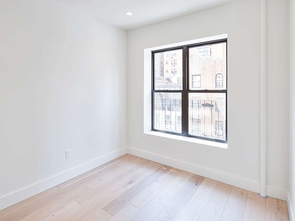 4th image of 245 E 30th St APT 54