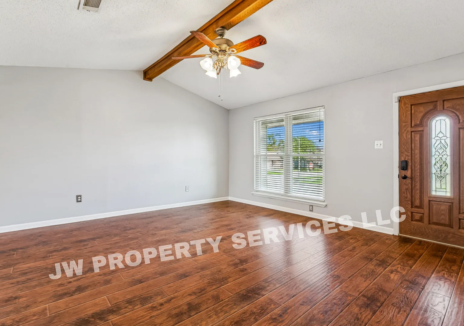 Spacious 3-Bedroom, 2-Bath Pet-Friendly Home in Marrero $1,850/Month with Utilities & Lawn Care I... — Photo 3