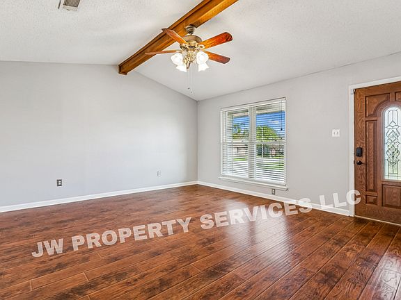 3rd image of 2749 Varnado St