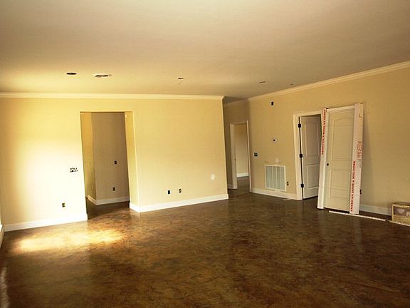 3rd image of 1242 Westbrook Dr