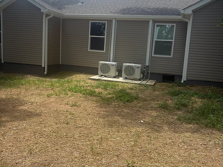 1802 Broad St #B — Photo 2