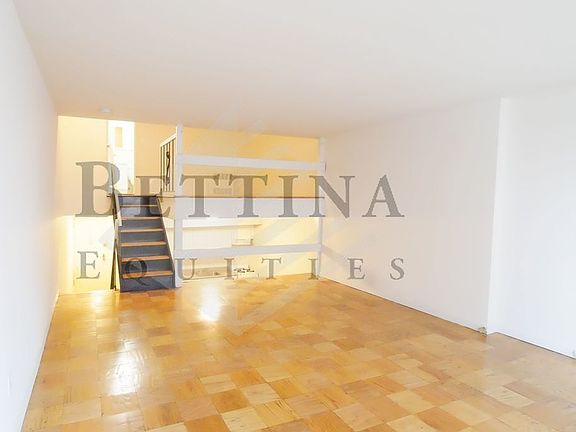 3rd image of 359 E 62nd St APT 6E