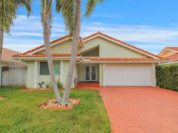 18850 NW 84th Ave, Hialeah, FL 33015