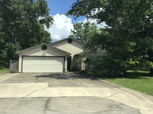 100 Colony Pines Dr, Kingsland, GA 31548