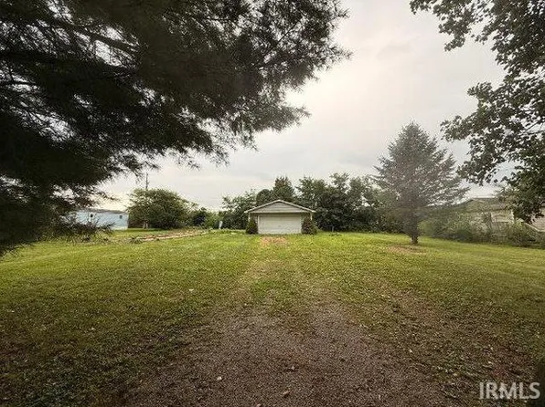3393 E Pleasant Grove Dr, Warsaw, IN 46580