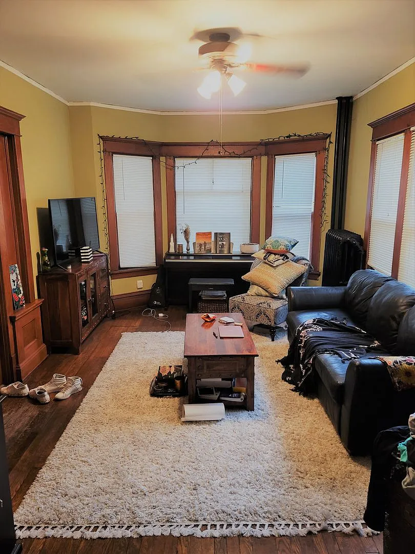309 N Pinckney St — Photo 3