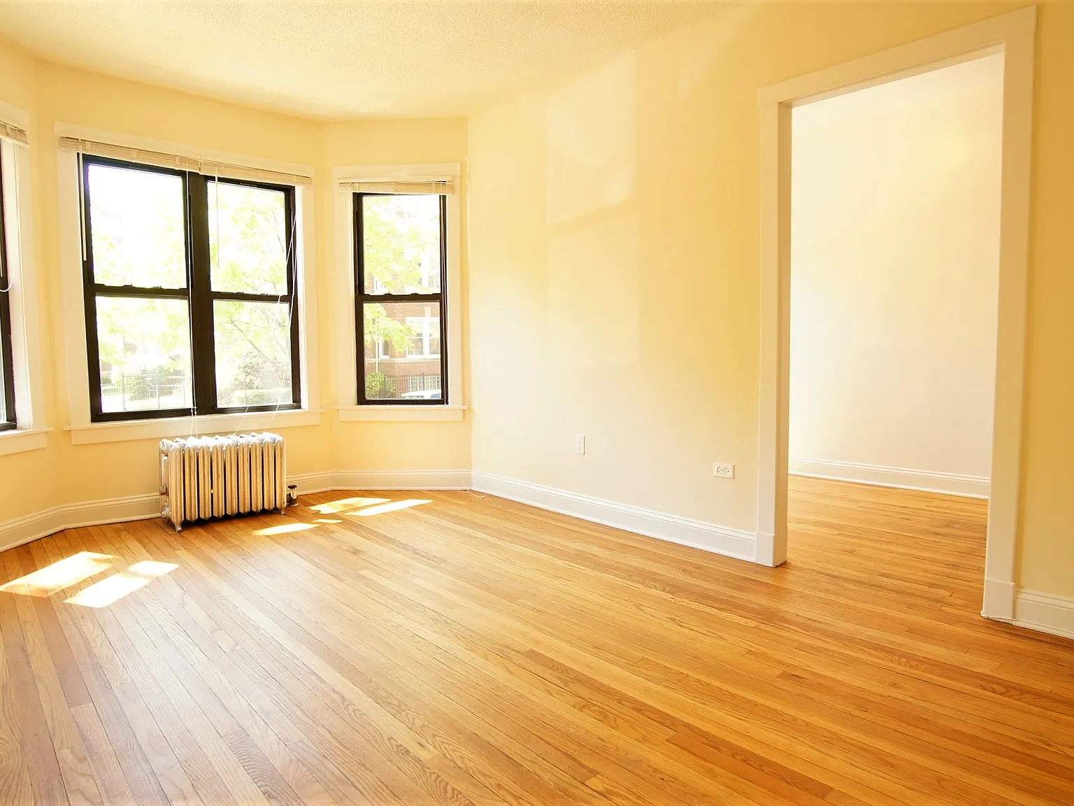 2615 Spaulding Ave — Photo 1