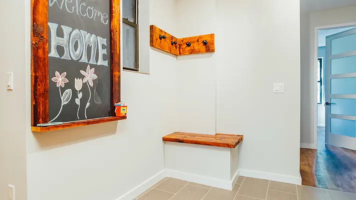 Rented by Nooklyn NYC LLC | media 36