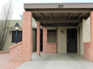 251 N Calle Del Lago, Green Valley, AZ 85614