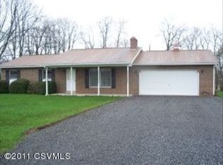 221 Hemlock St, New Columbia, PA 17856