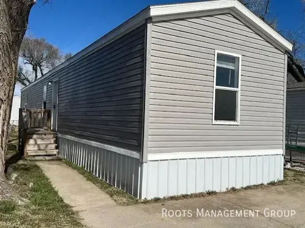 1402 Winona St #1402WN, Salina, KS 67401