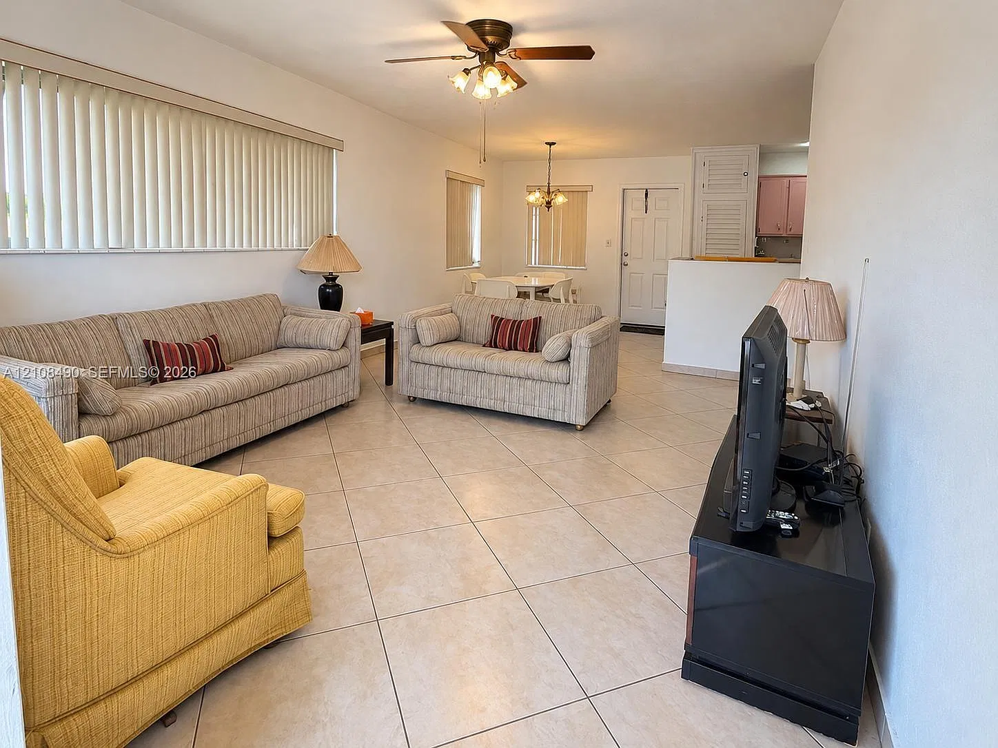 Hollywood Terrace Apts Co — Photo 2