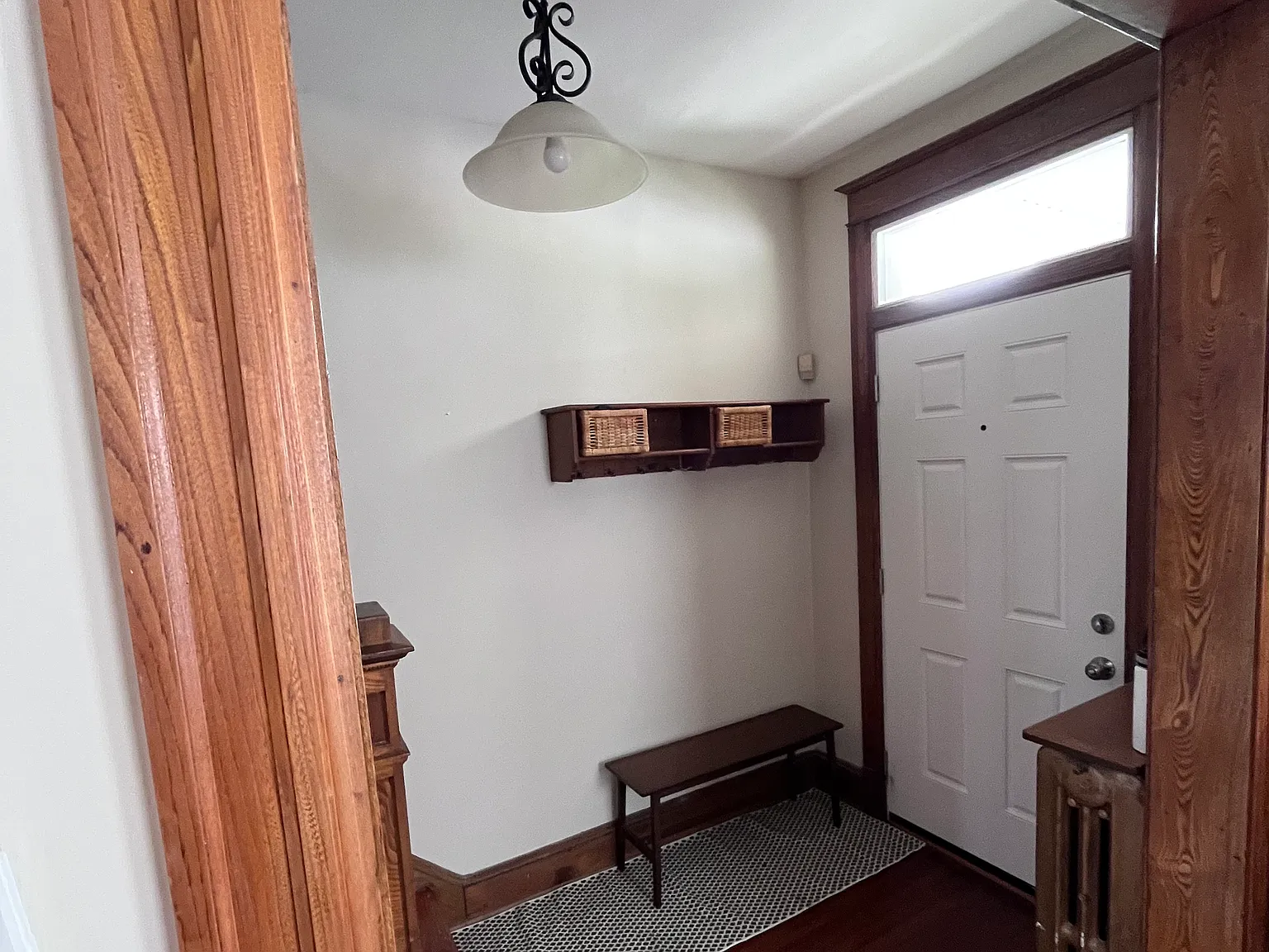 2 bed, 1800 sqft, $2,950 — Photo 2